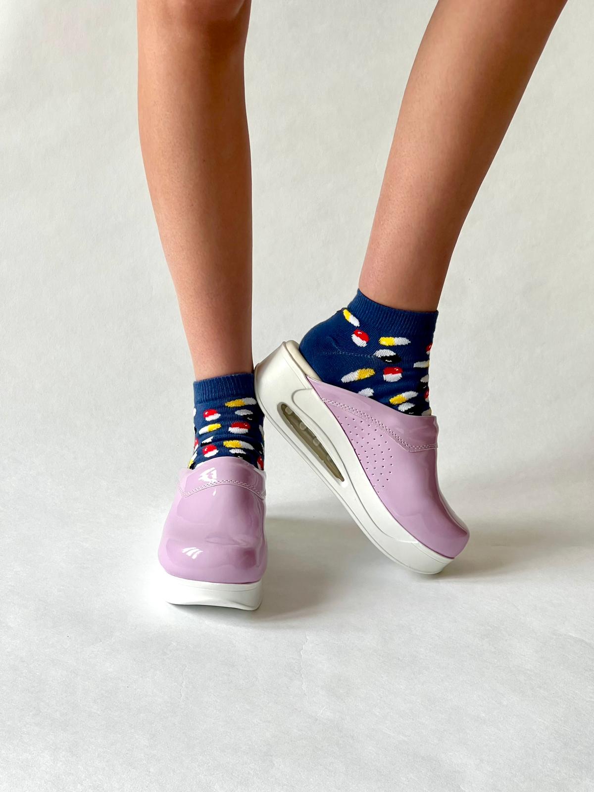 Airmeds Clogs Uni Lila lackiert